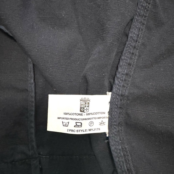 Military style peacoat light weight jacket in  S .. will fit medium easily. - Picture 4 of 4